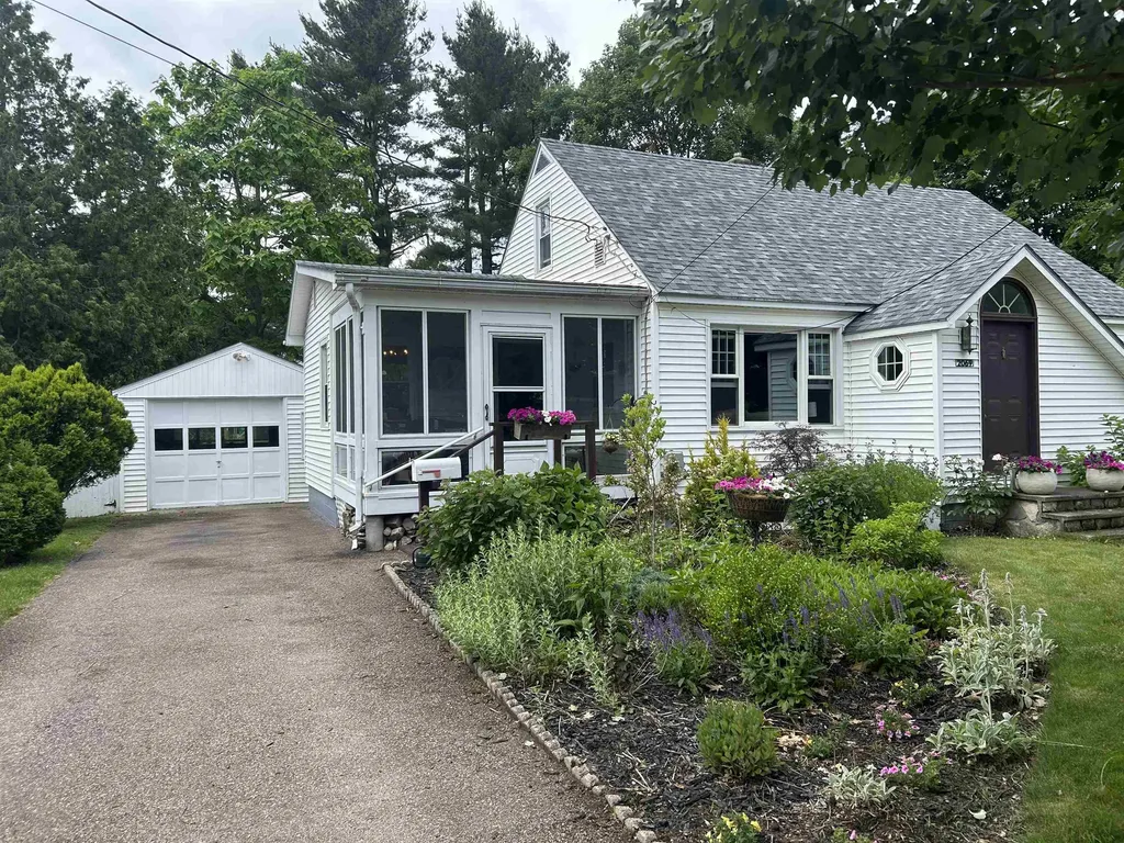 2069 North Avenue Burlington VT 05408