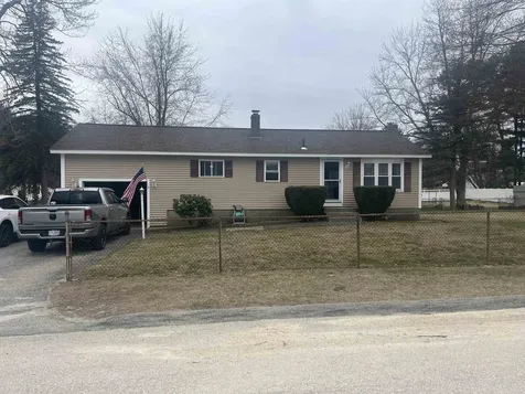 11 Lorraine Street Hudson NH 03051
