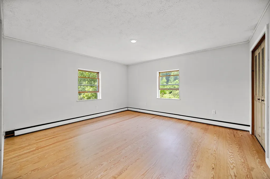 3534 Us Route 2 Marshfield VT 05658