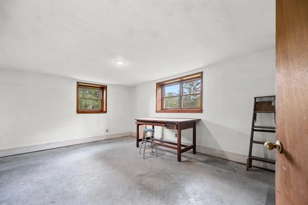 3534 Us Route 2 Marshfield VT 05658