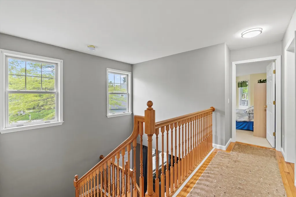 25 Sweetbrier Way Laconia NH 03246