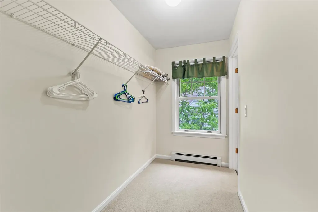 25 Sweetbrier Way Laconia NH 03246