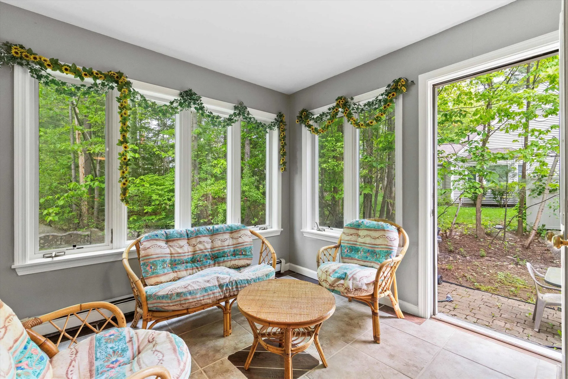 25 Sweetbrier Way Laconia NH 03246