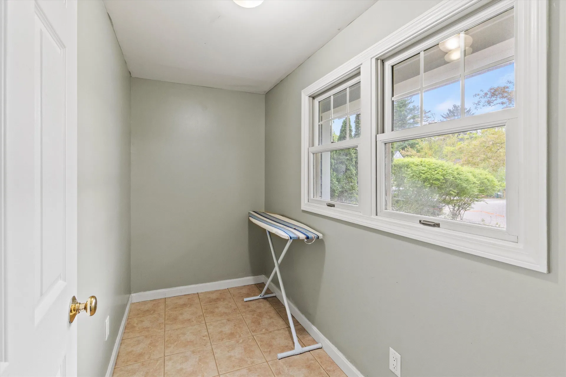 25 Sweetbrier Way Laconia NH 03246