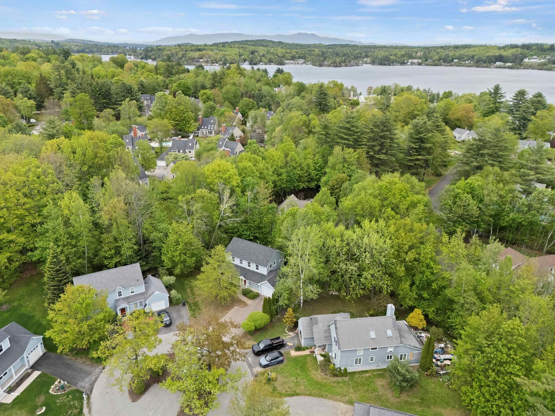 25 Sweetbrier Way Laconia NH 03246