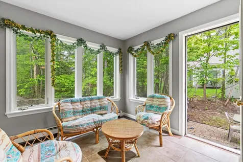 25 Sweetbrier Way Laconia NH 03246