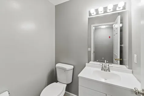 25 Sweetbrier Way Laconia NH 03246