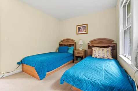 25 Sweetbrier Way Laconia NH 03246