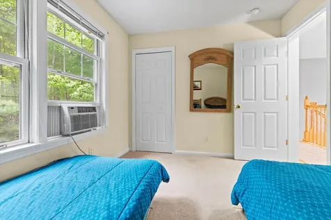 25 Sweetbrier Way Laconia NH 03246