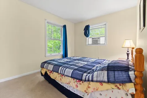 25 Sweetbrier Way Laconia NH 03246