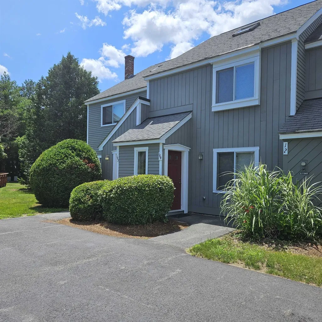 12 Grant Drive Woodstock NH 03262