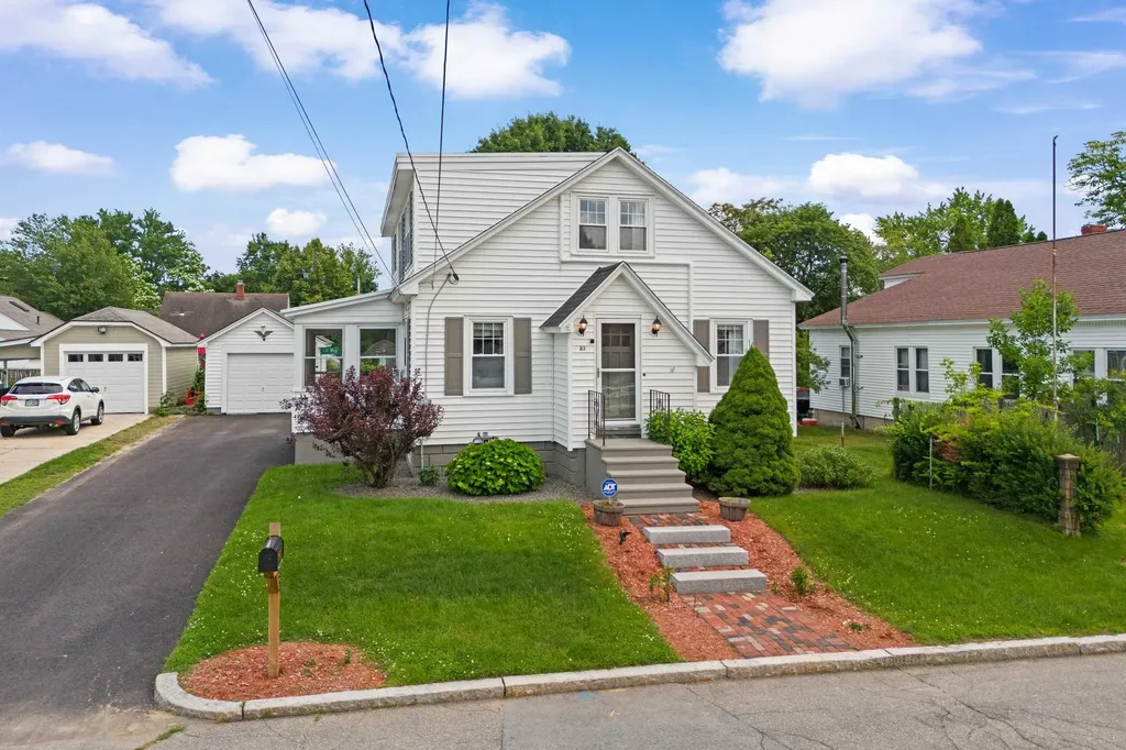 53 Randall Street Manchester NH 03103
