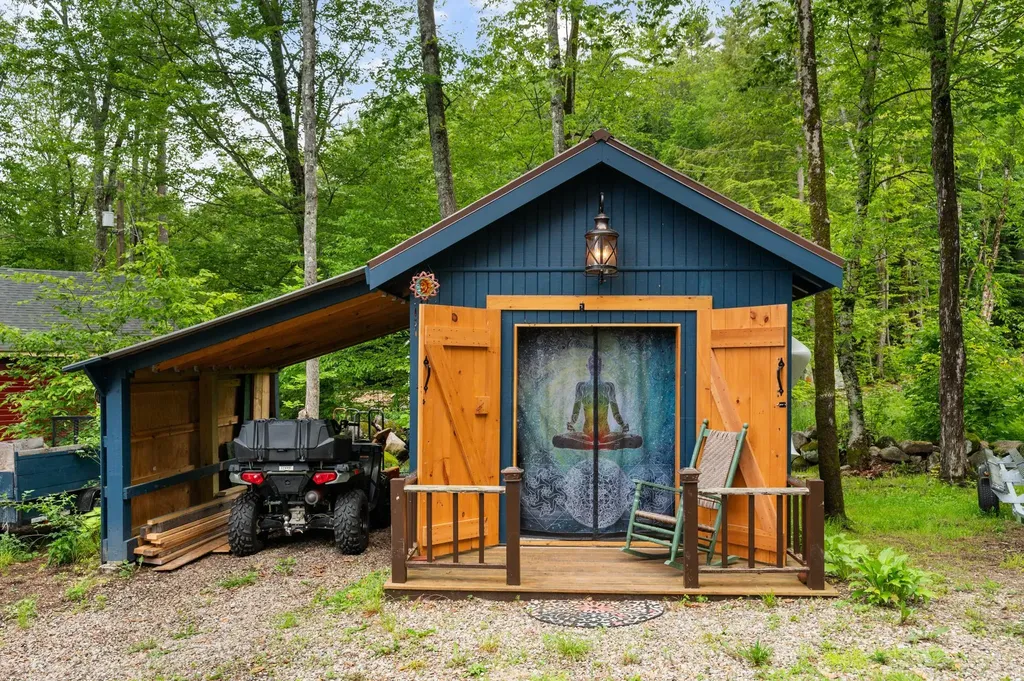 85 Lakeview Avenue Bristol NH 03222