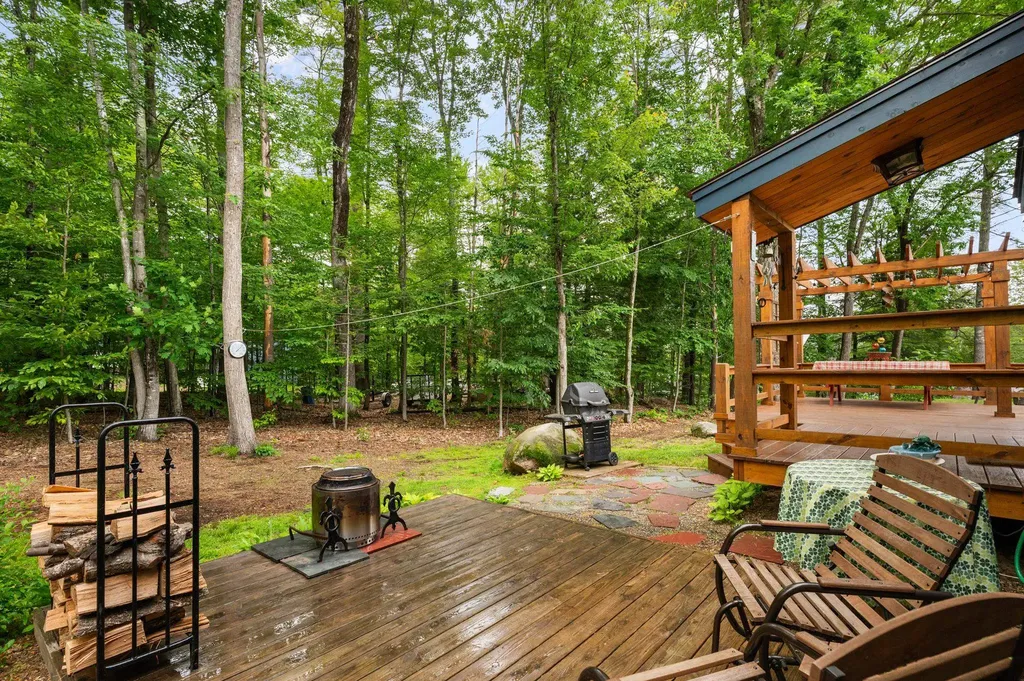 85 Lakeview Avenue Bristol NH 03222