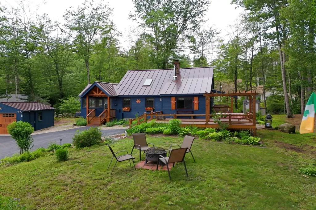 85 Lakeview Avenue Bristol NH 03222