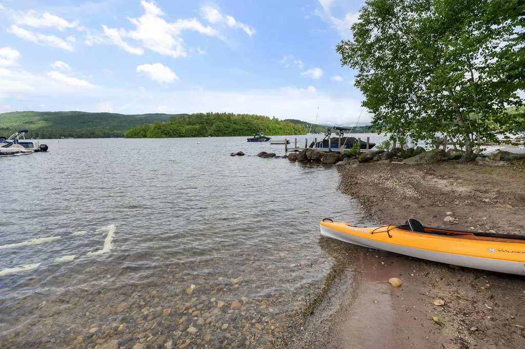 85 Lakeview Avenue Bristol NH 03222