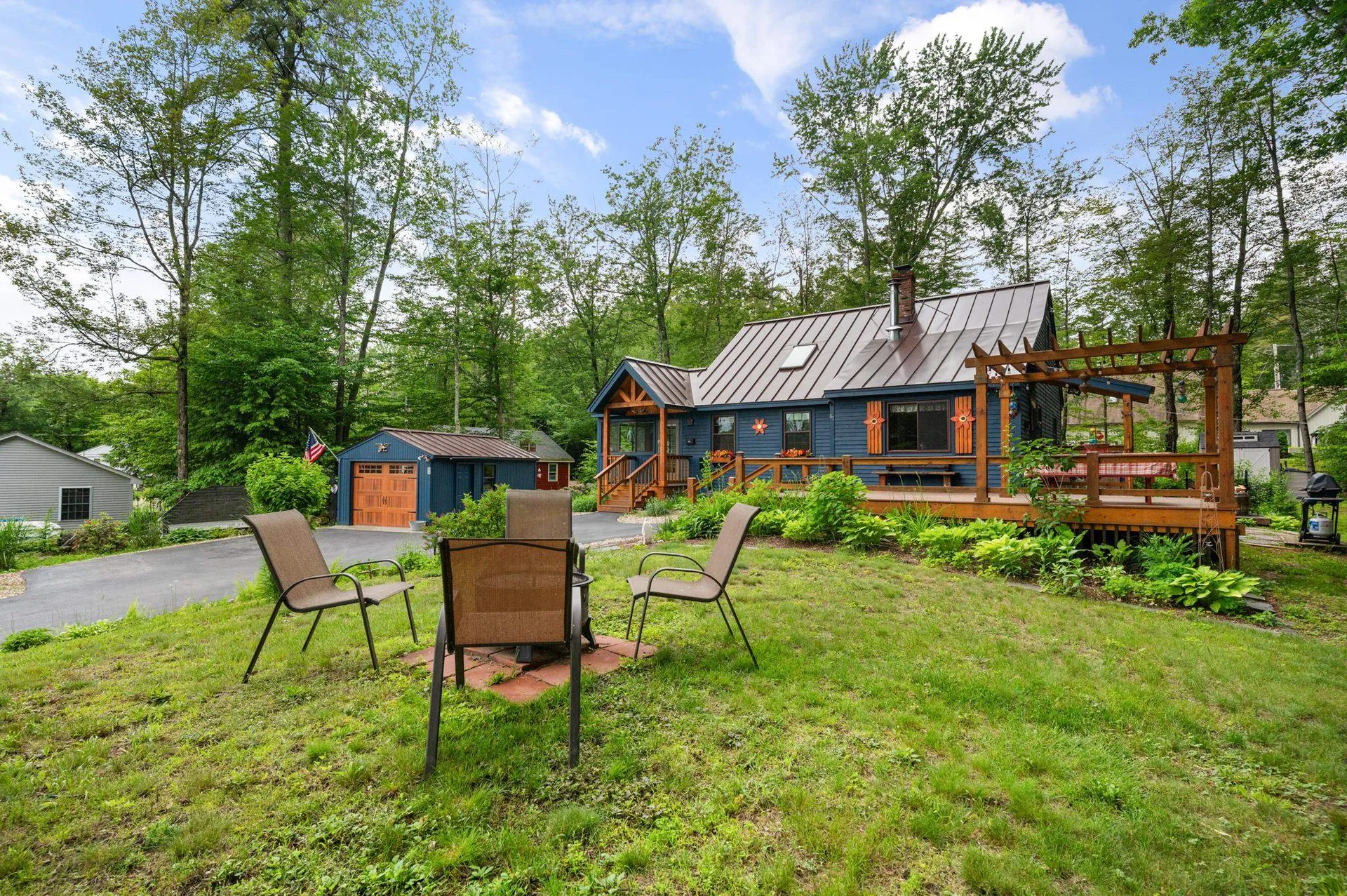 85 Lakeview Avenue Bristol NH 03222