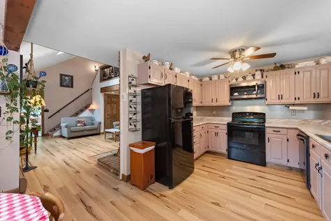 85 Lakeview Avenue Bristol NH 03222