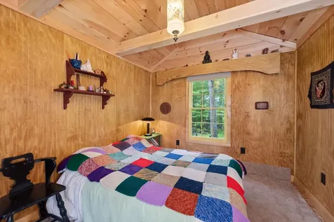 85 Lakeview Avenue Bristol NH 03222