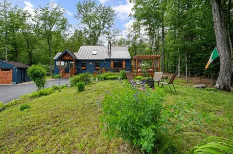 85 Lakeview Avenue Bristol NH 03222