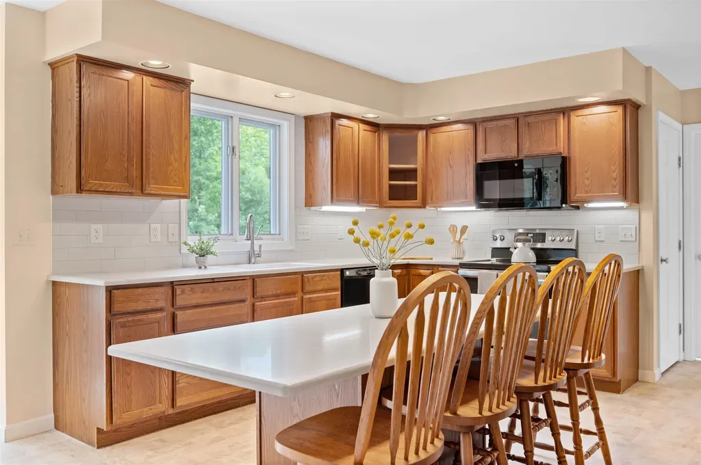 73 Cobble Hill Meadows Barre Town VT 05641