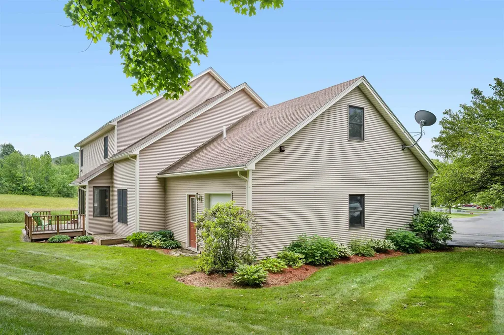 73 Cobble Hill Meadows Barre Town VT 05641