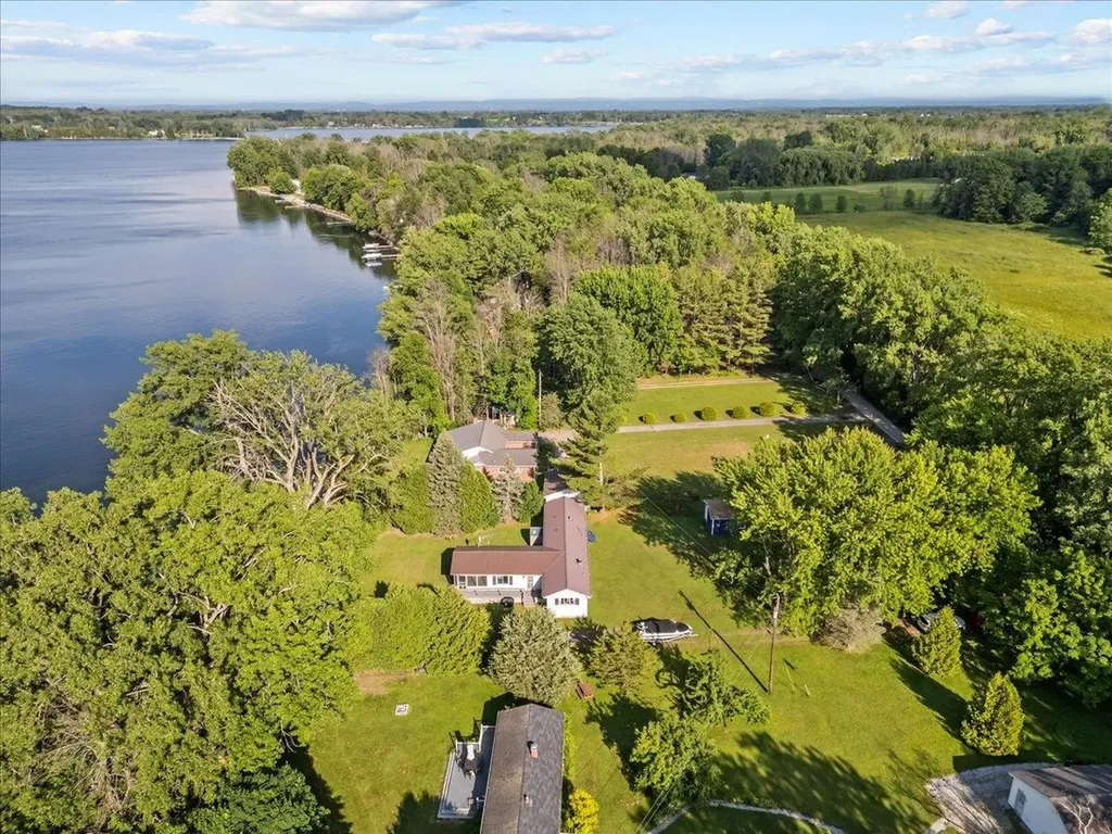 424 North Shore Road Isle La Motte VT 05463