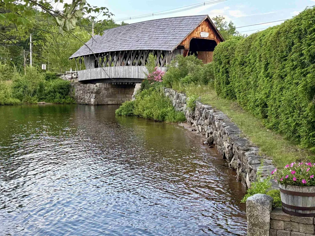 00 River Street Ashland NH 03217