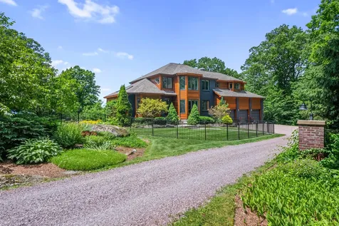 83 Plateau Road Williston VT 05495