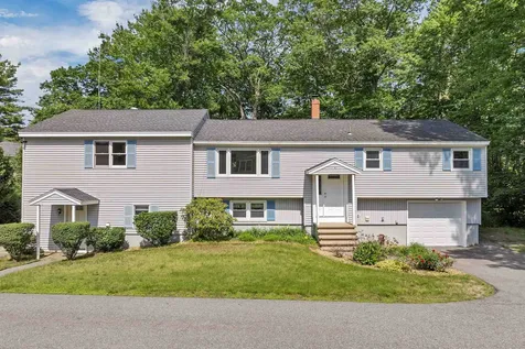 66 Millville Street Salem NH 03079