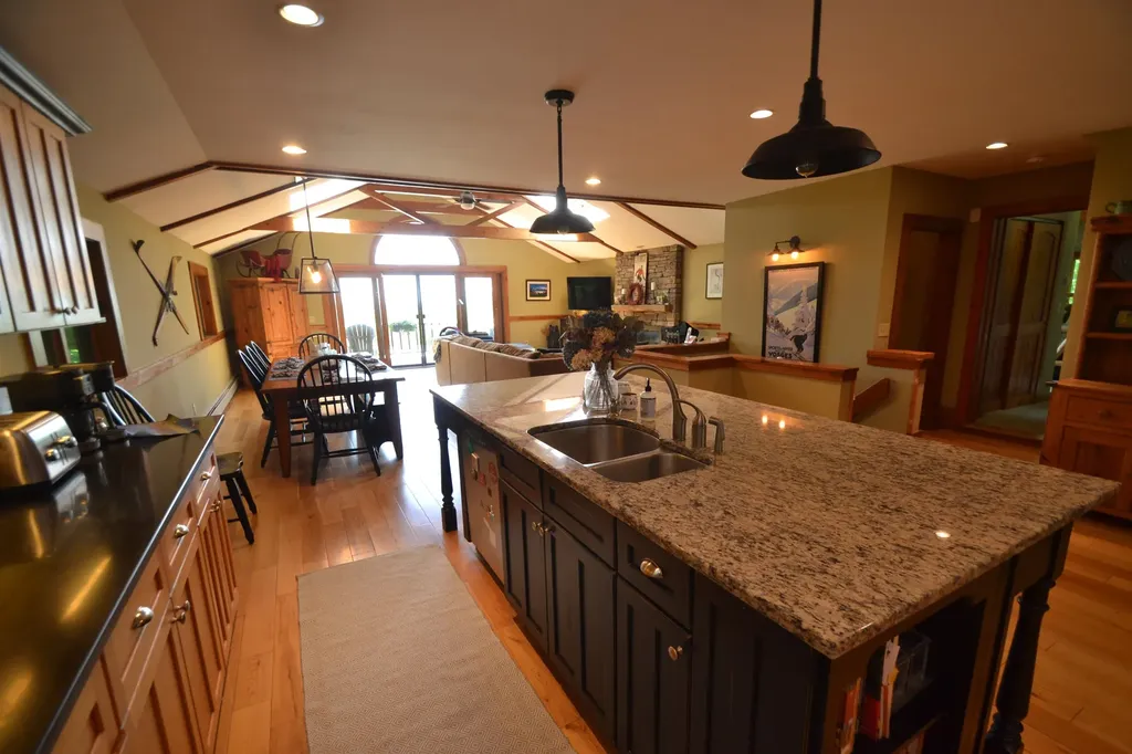 2184 Fuller Hill Road Warren VT 05674