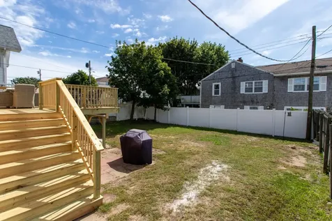 60 Plymouth Street Hampton NH 03842
