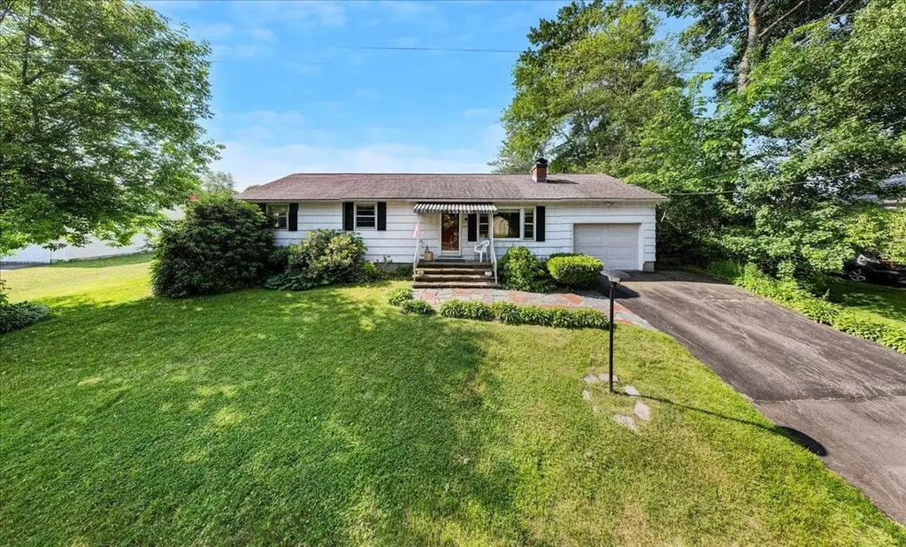 41 Goodwin Street Manchester NH 03104