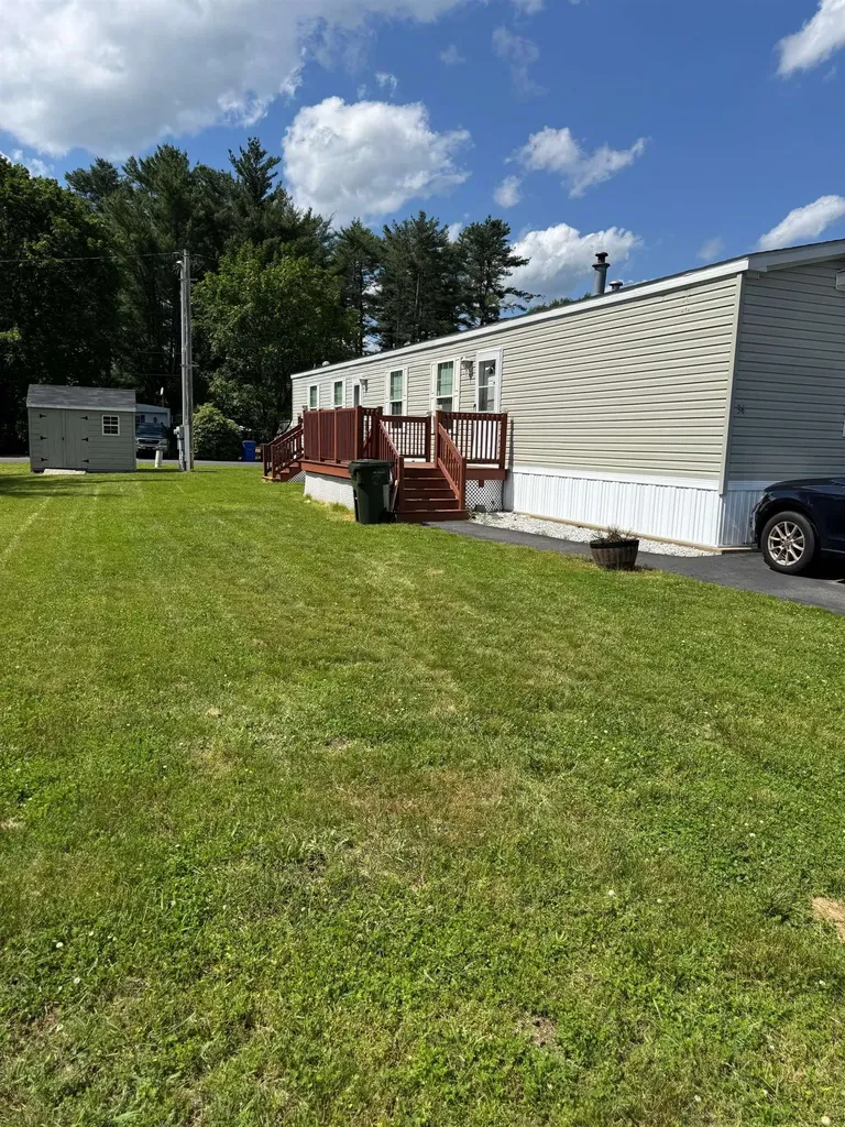 34 Conifer Place Londonderry NH 03038