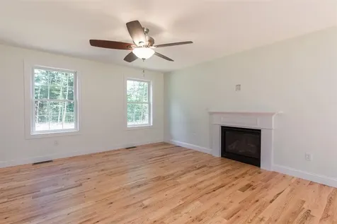 723 First Nh Turnpike Northwood NH 03261