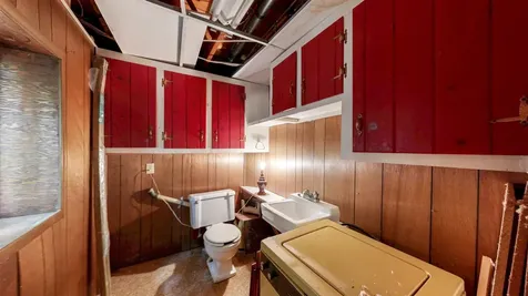 31 Suissevale Avenue Moultonborough NH 03254