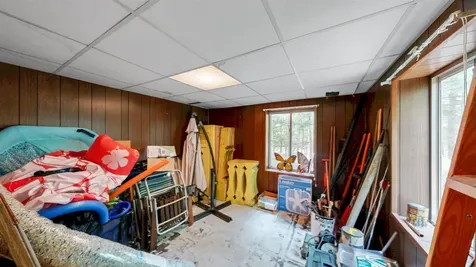 31 Suissevale Avenue Moultonborough NH 03254