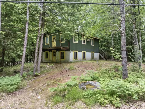 31 Suissevale Avenue Moultonborough NH 03254