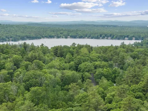 31 Suissevale Avenue Moultonborough NH 03254