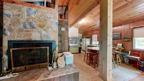 31 Suissevale Avenue Moultonborough NH 03254