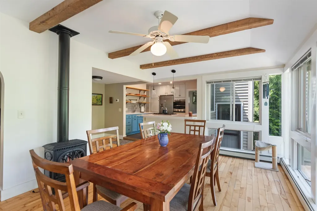 11 Beacon Street South Burlington VT 05403
