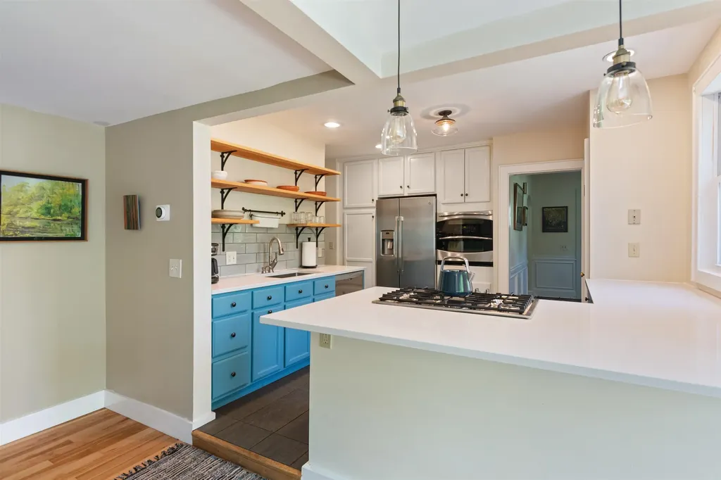 11 Beacon Street South Burlington VT 05403