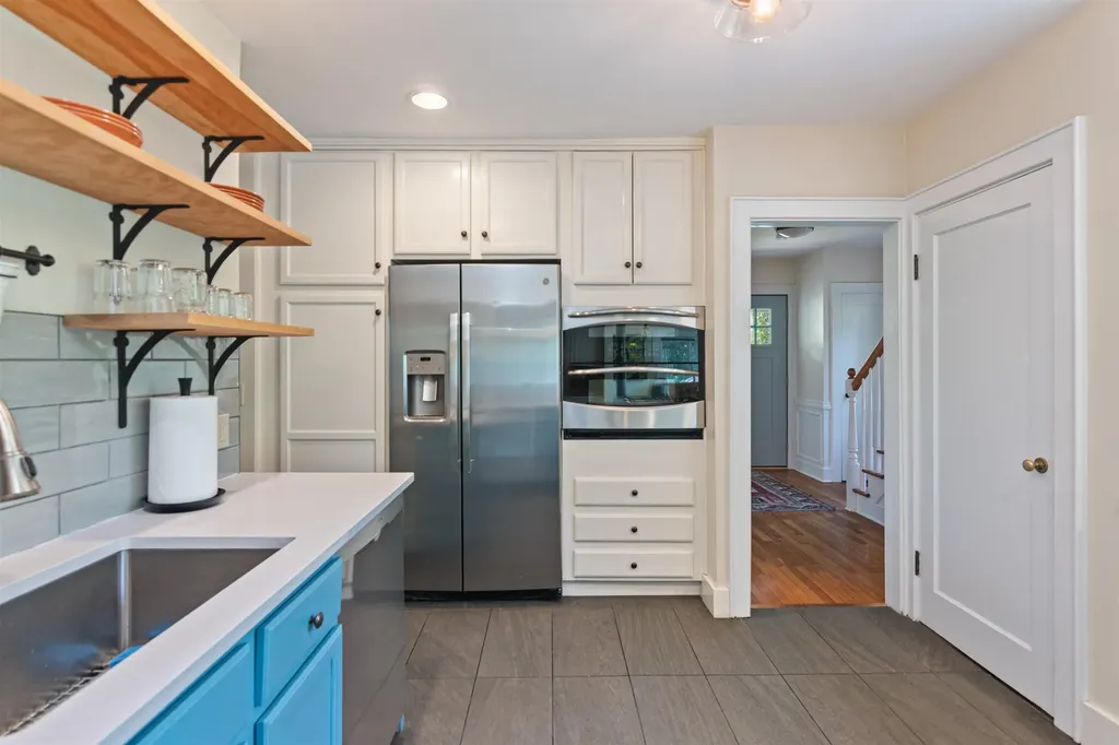 11 Beacon Street South Burlington VT 05403