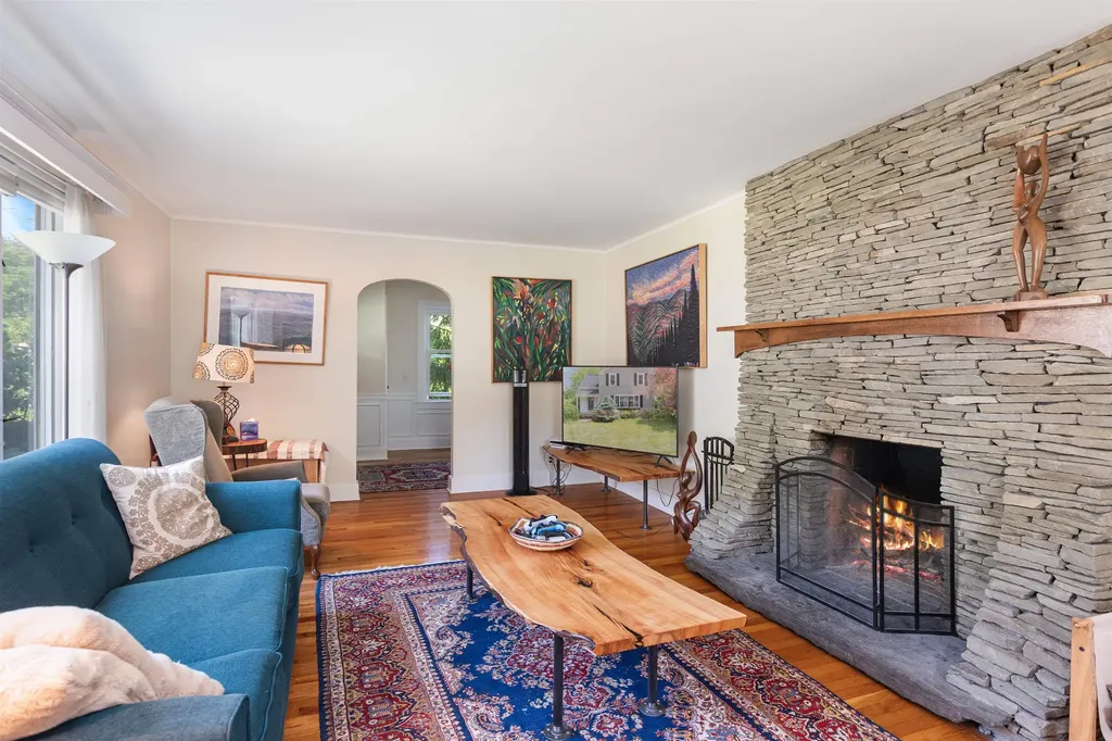 11 Beacon Street South Burlington VT 05403