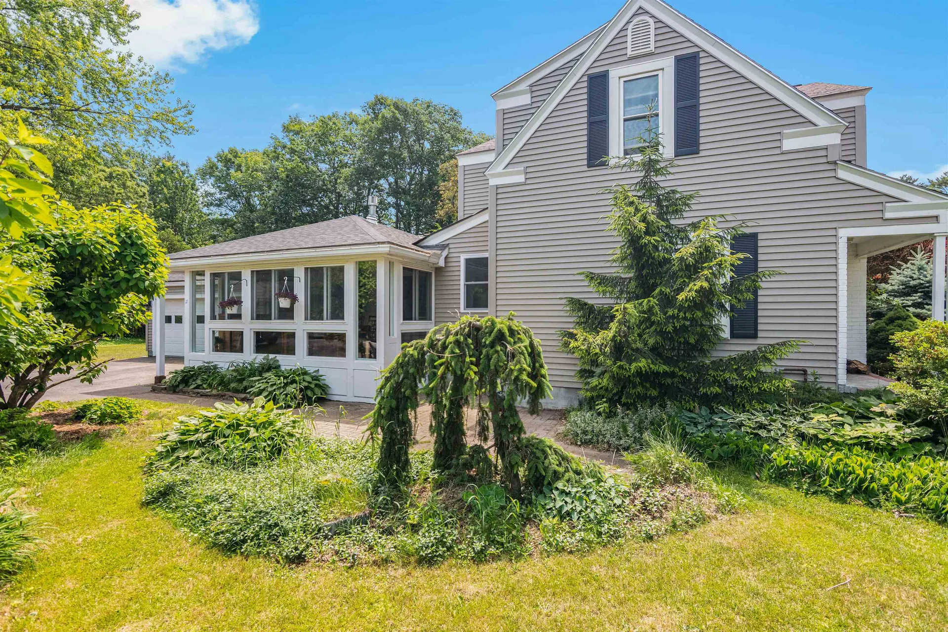 11 Beacon Street South Burlington VT 05403
