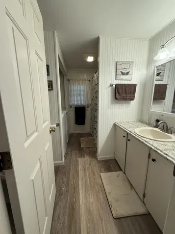 8 Sir Lancelot Drive Exeter NH 03833