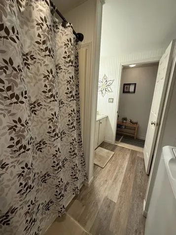 8 Sir Lancelot Drive Exeter NH 03833