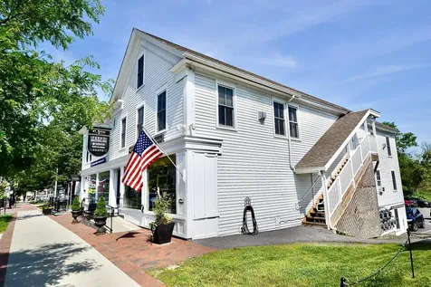 91 Main Street Stowe VT 05672
