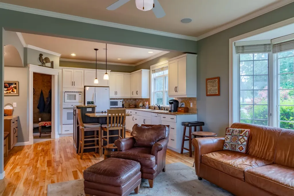 308 Park Road South Burlington VT 05403