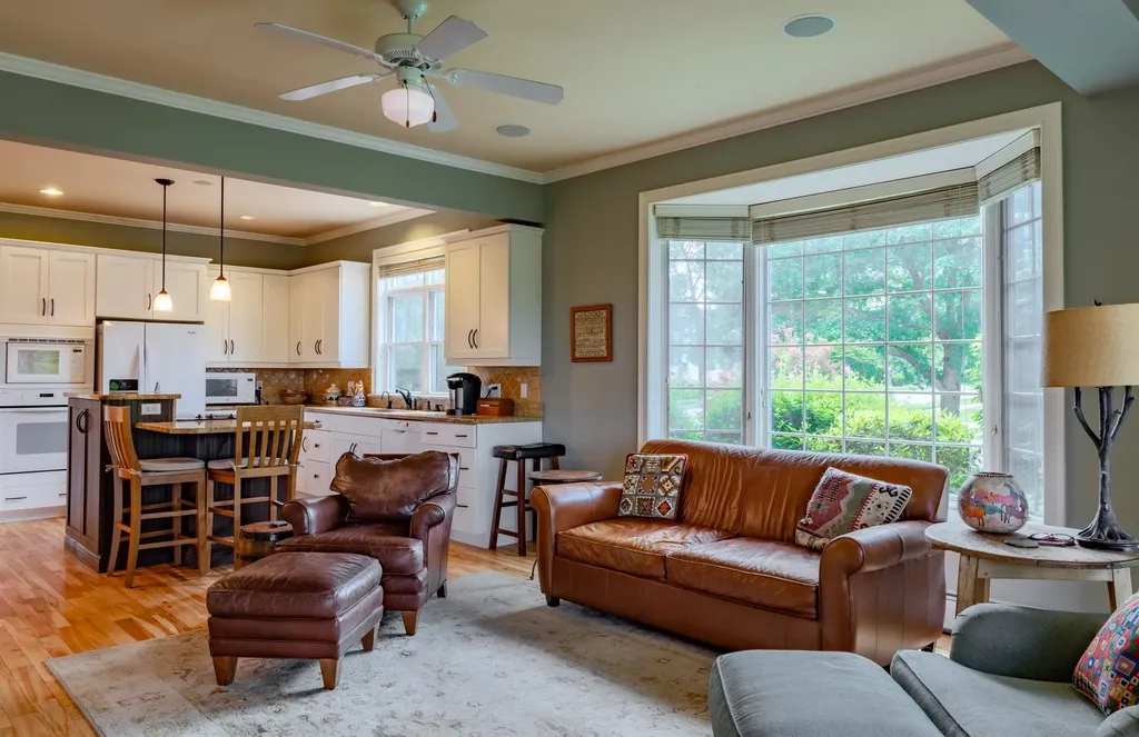 308 Park Road South Burlington VT 05403